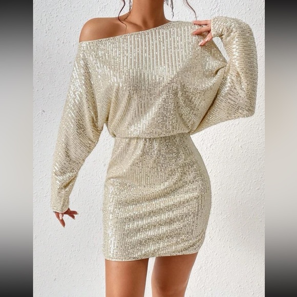 Cream sequins long sleeve mini dress holiday party - Picture 4 of 6